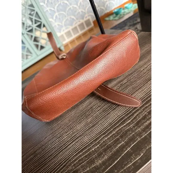 6/$25 Vintage LIZ by Liz Claiborne Brown Faux Leather Single Strap Backpack - Picture 9 of 9